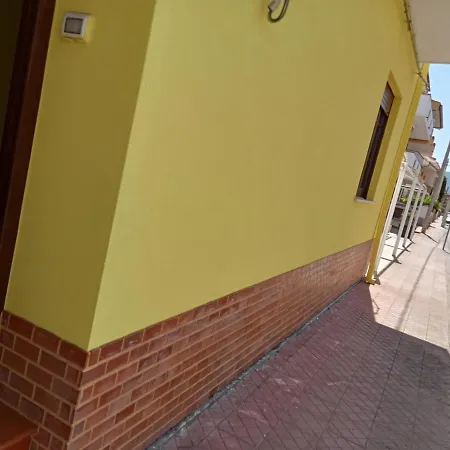 Pinna Gialla Bed & Breakfast Furnari