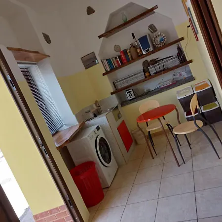 Pinna Gialla Couette-café Furnari