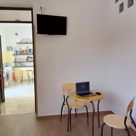 Couette-café Pinna Gialla