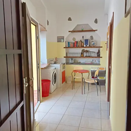 Pinna Gialla Bed & Breakfast *